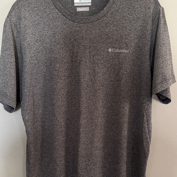 Columbia Men's Charcoal Tee - Picture 2 of 5